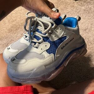 Balenciaga triple s